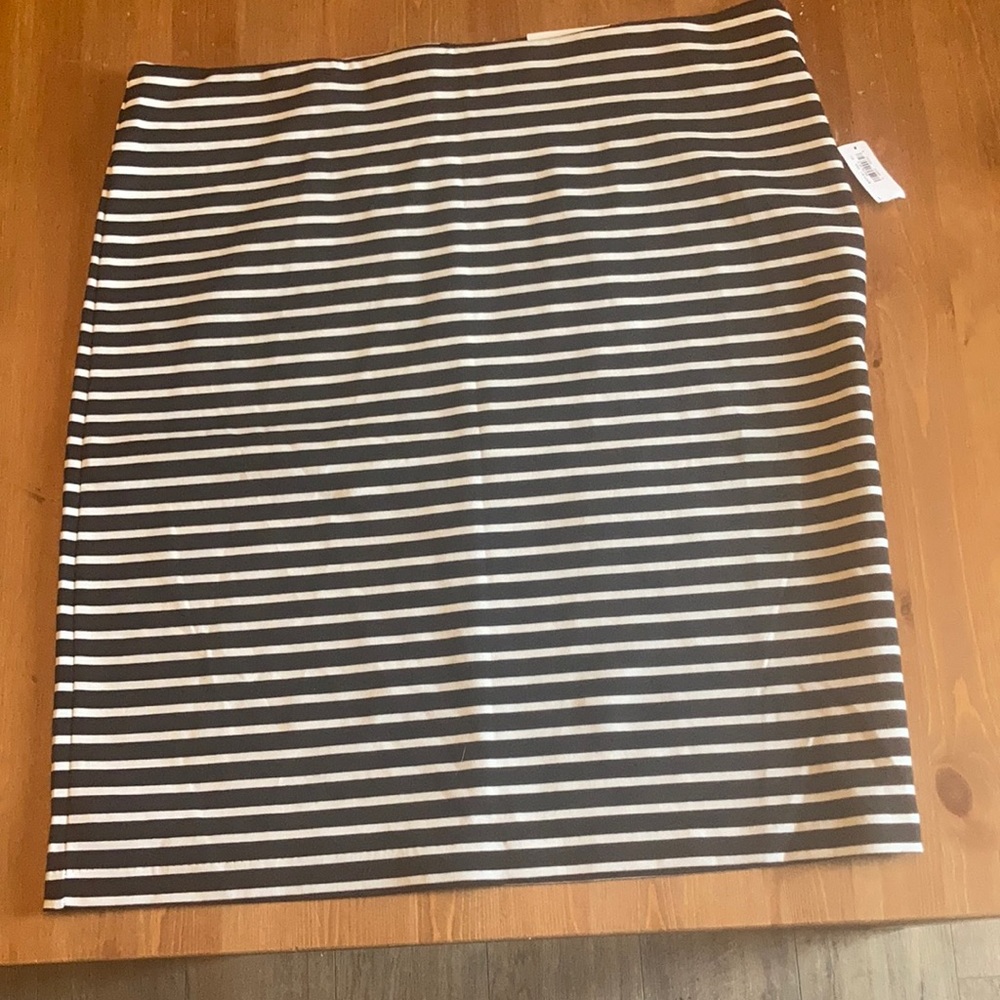 NWT Old Navy pencil skirt